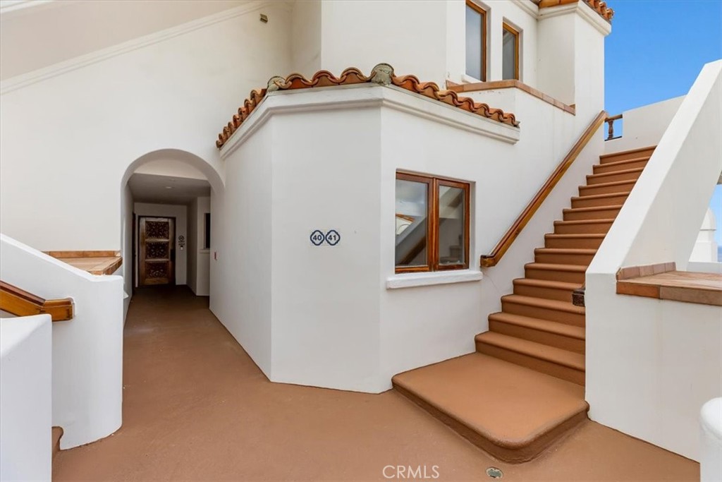 41 Camino De Flores 66