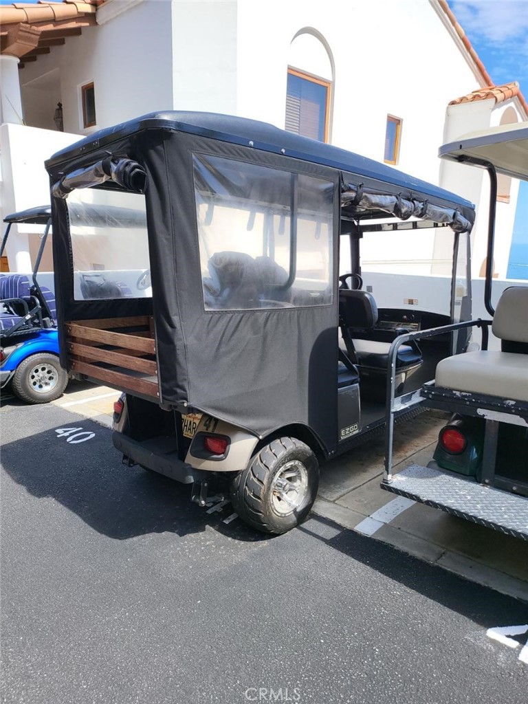 41 Camino De Flores 66