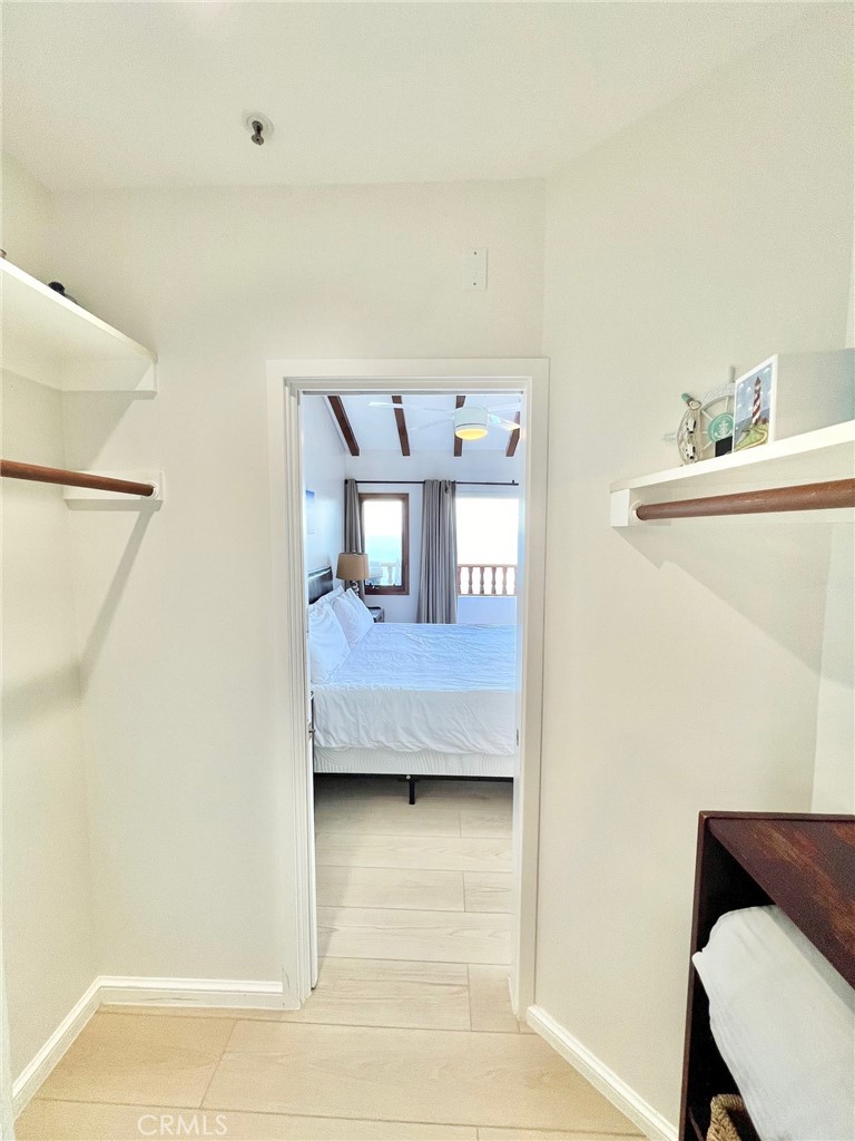 36 Camino De Flores 69