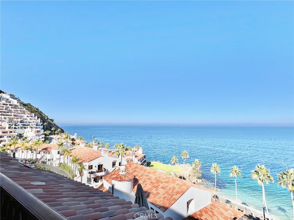 36 Camino De Flores 69