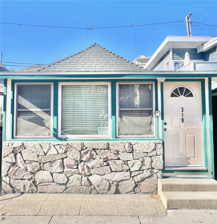 319 Catalina Avenue
