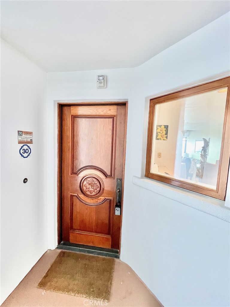 30 Camino De Flores 71