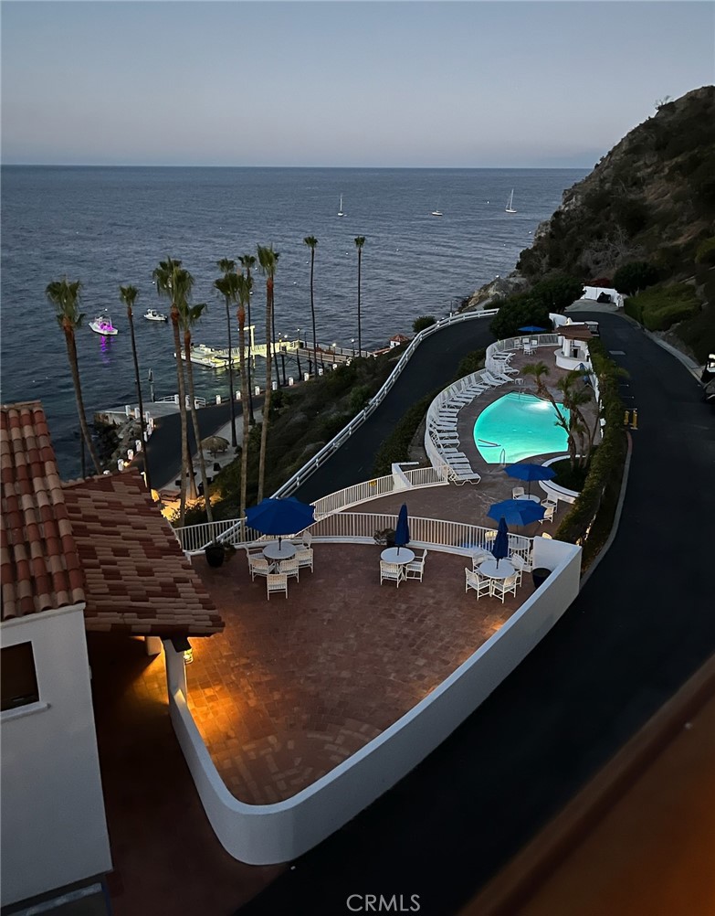 30 Camino De Flores 71