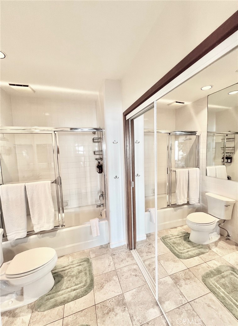 30 Camino De Flores 71