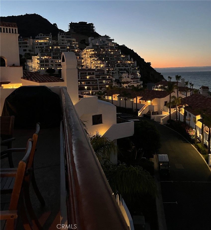 30 Camino De Flores 71