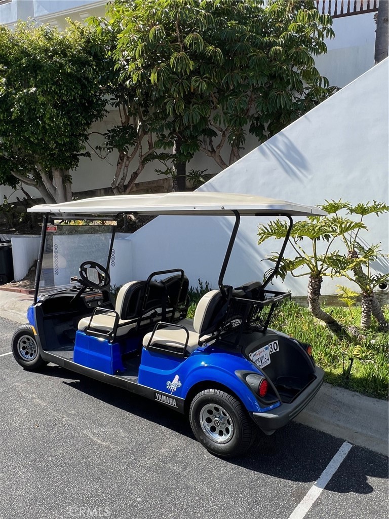 30 Camino De Flores 71