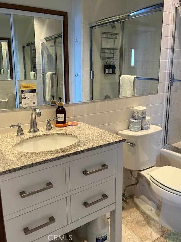 30 Camino De Flores 71