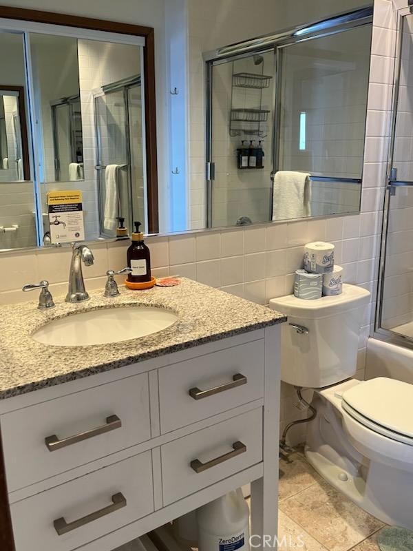 30 Camino De Flores 71