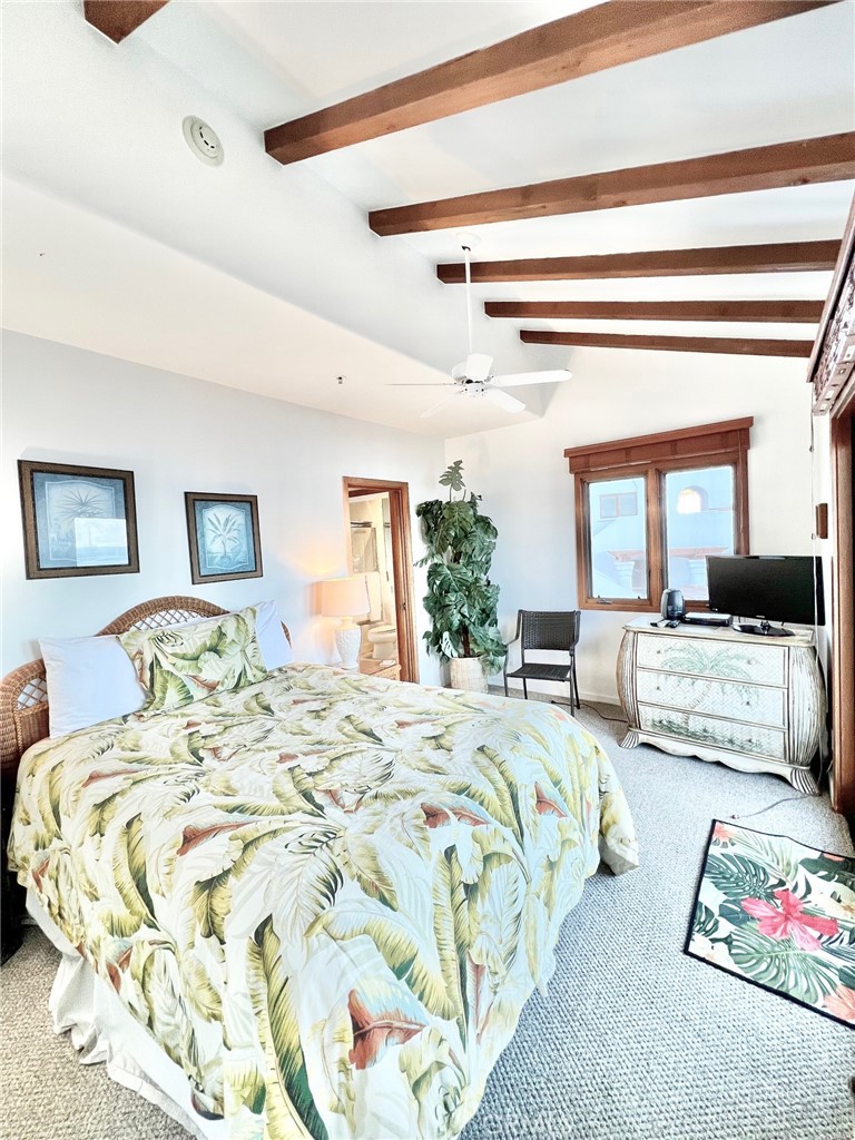 30 Camino De Flores 71