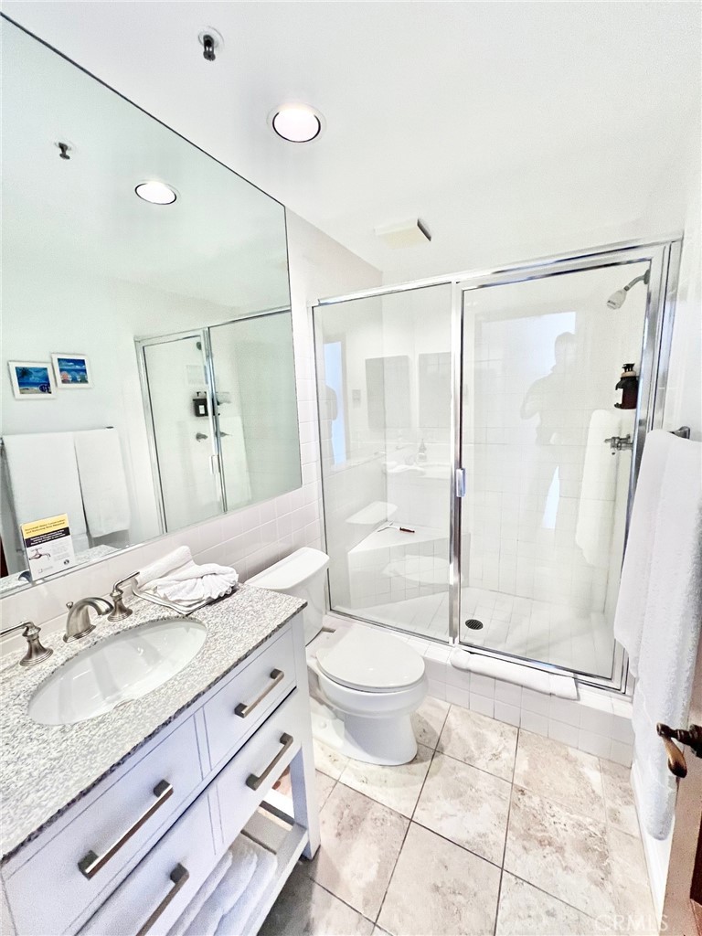 30 Camino De Flores 71