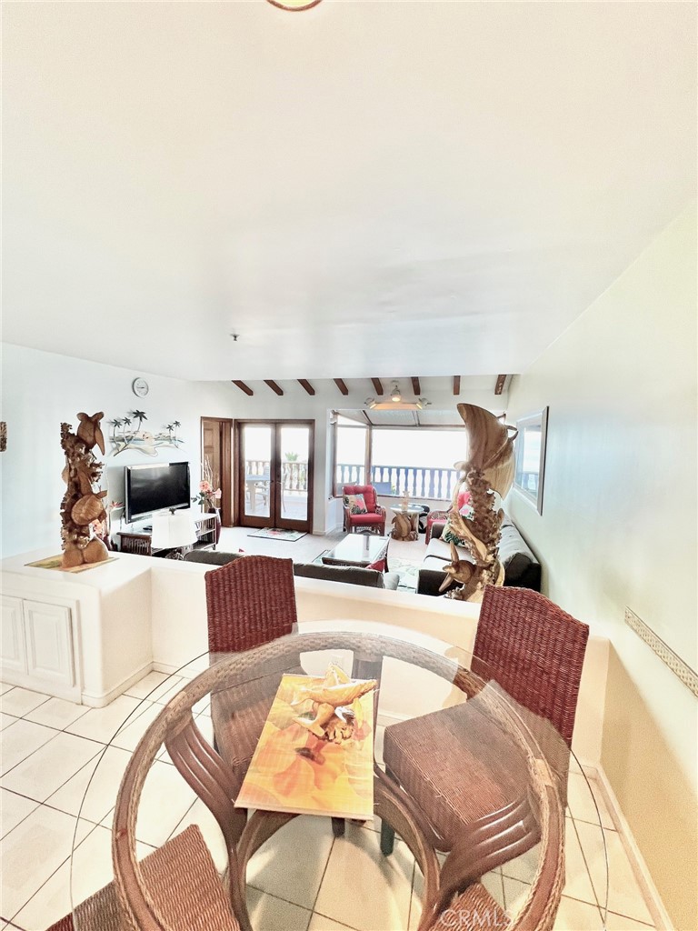 30 Camino De Flores 71