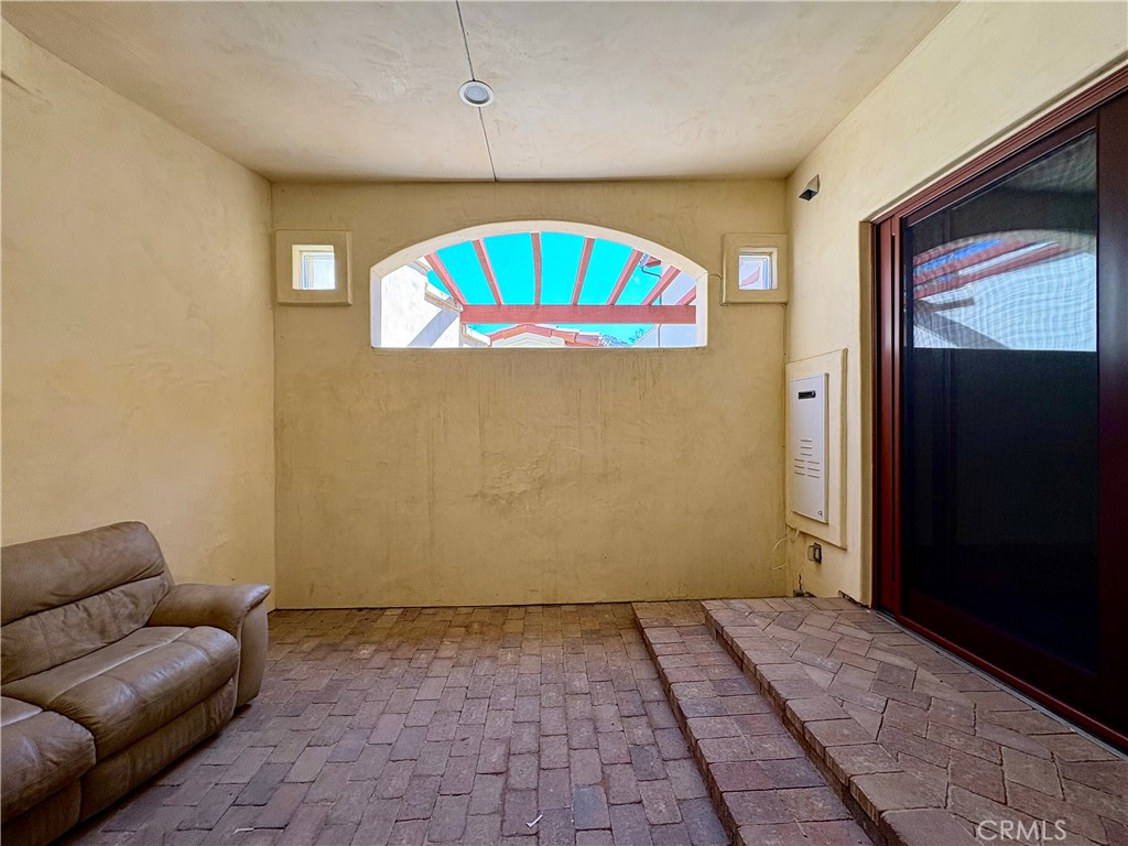 344 Triana Lane 102