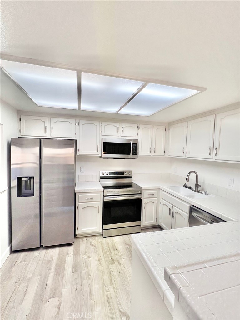 35 Cabrillo Drive