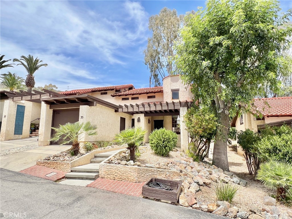 35 Cabrillo Drive