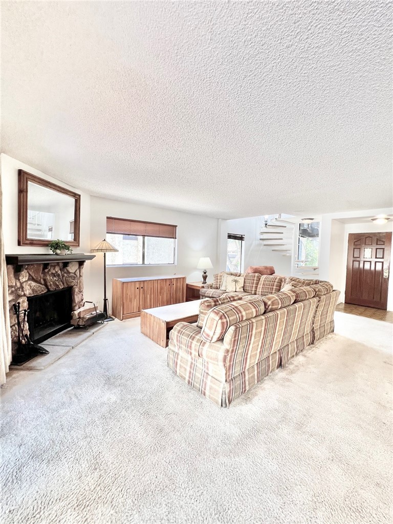 35 Cabrillo Drive