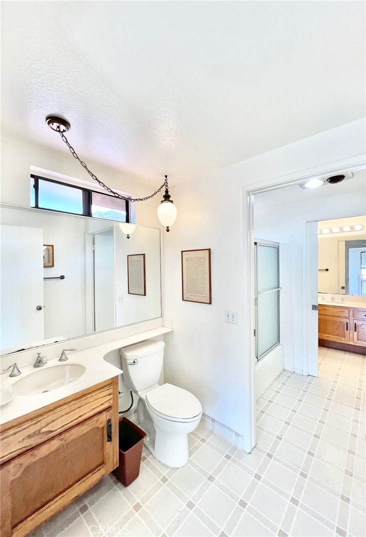 35 Cabrillo Drive