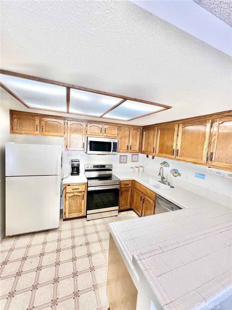 35 Cabrillo Drive
