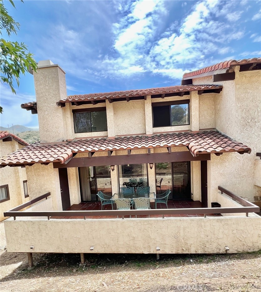 35 Cabrillo Drive