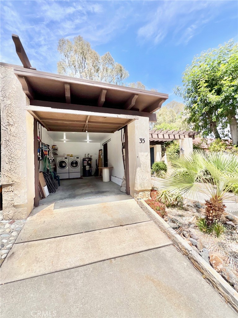 35 Cabrillo Drive