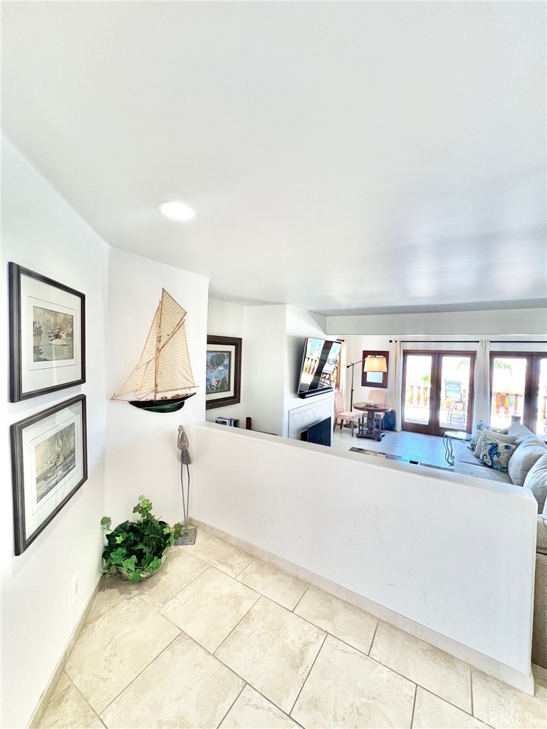 12 Camino De Flores 39