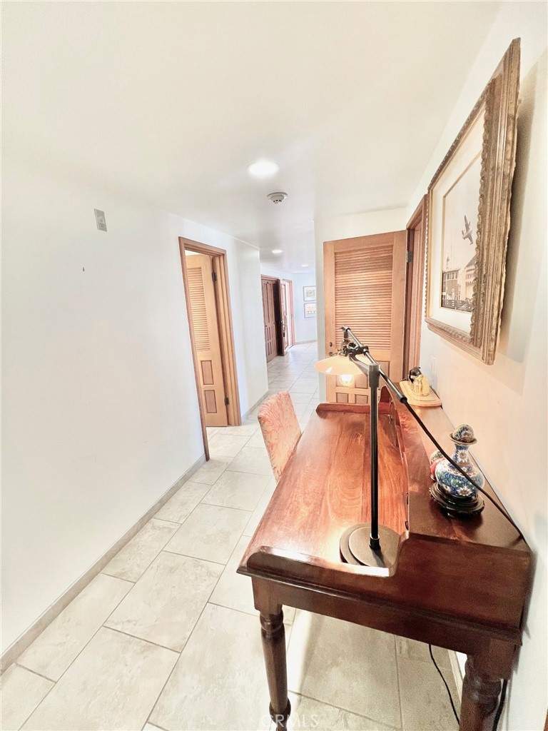 12 Camino De Flores 39