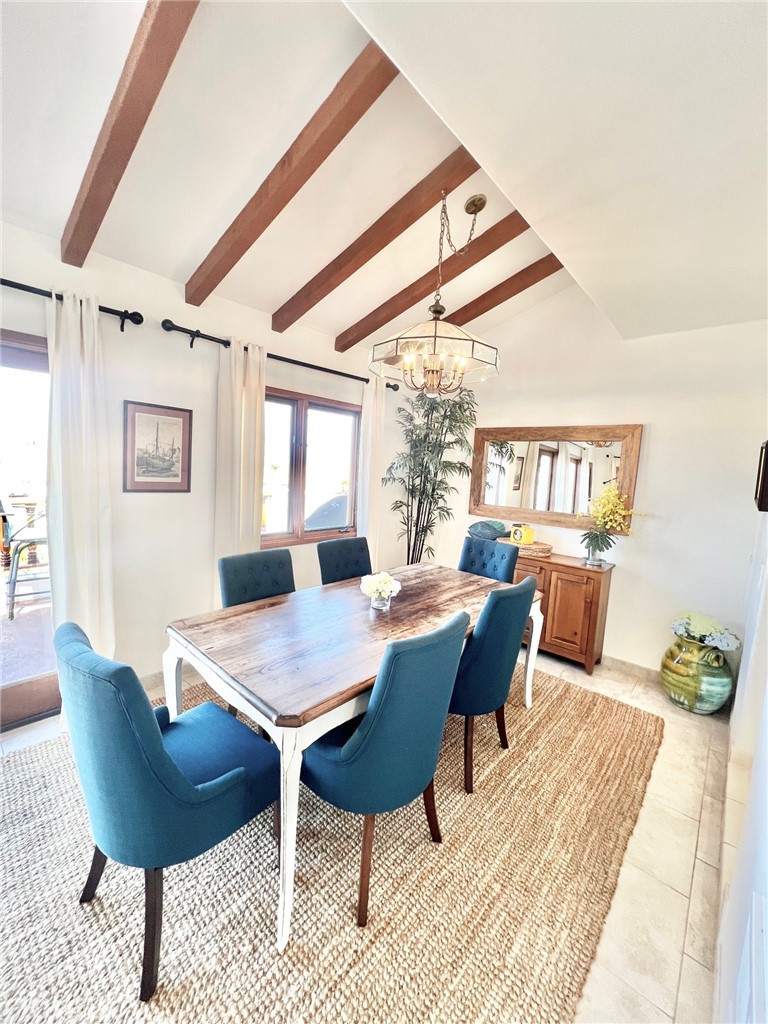 12 Camino De Flores 39