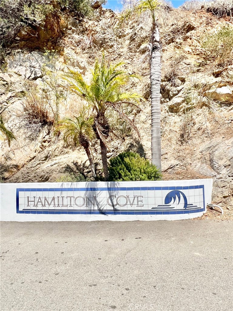 12 Camino De Flores 39