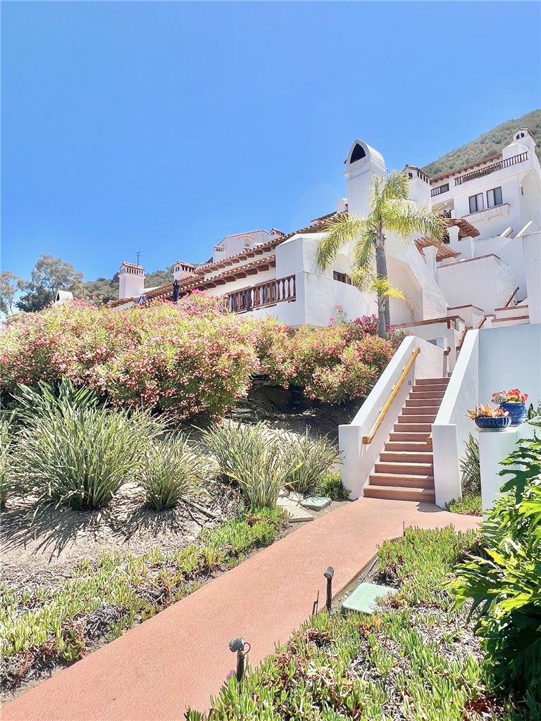 12 Camino De Flores 39