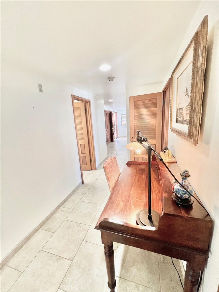 12 Camino De Flores 39