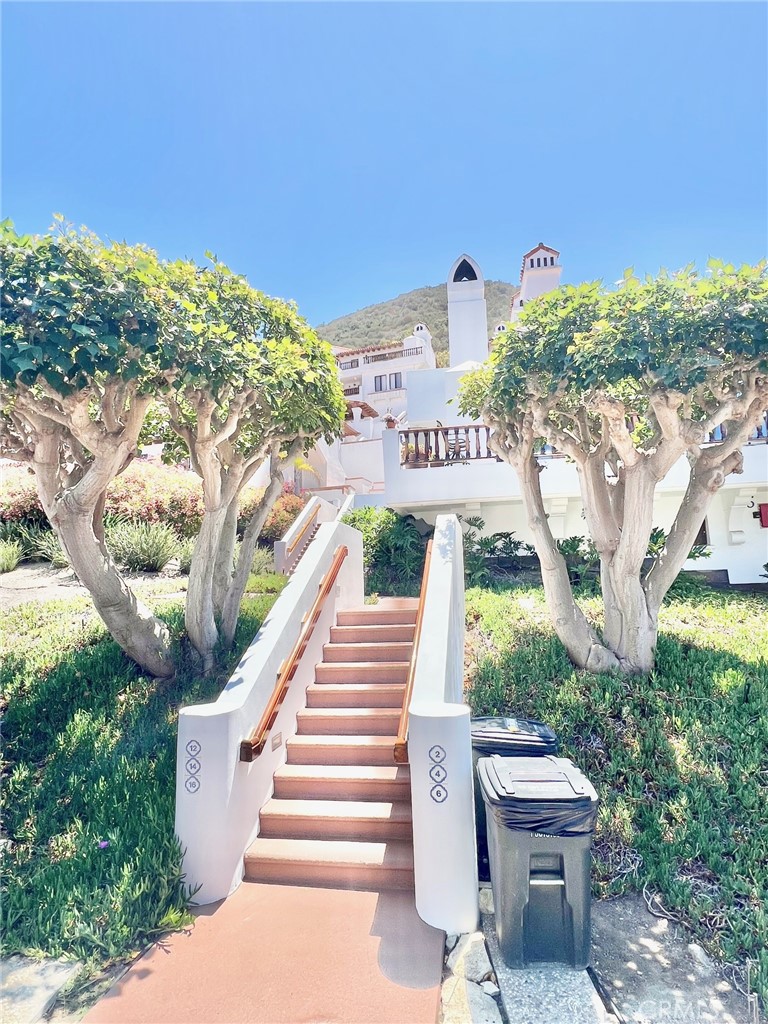 12 Camino De Flores 39