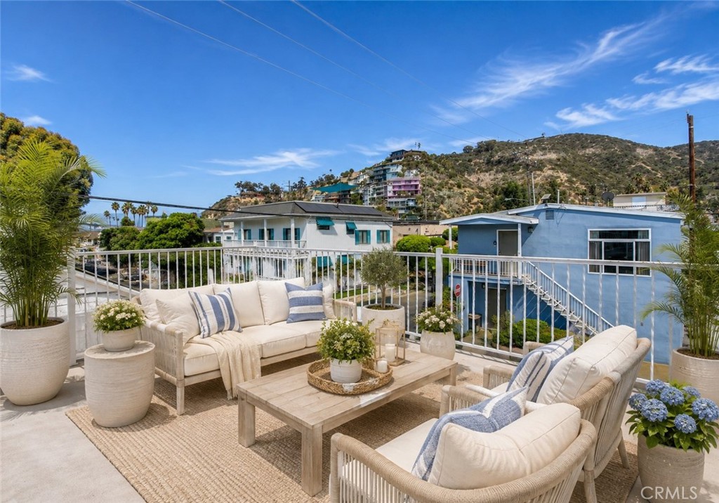 301 Catalina