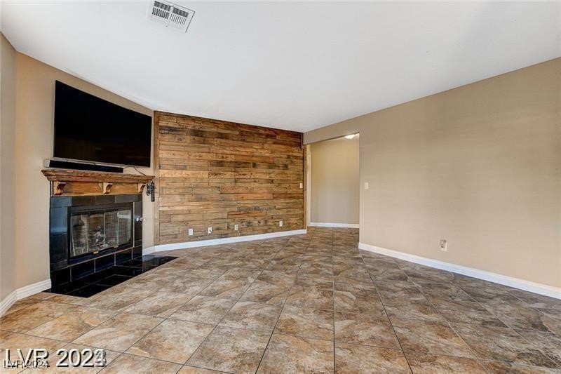 3024 Red Bay Way