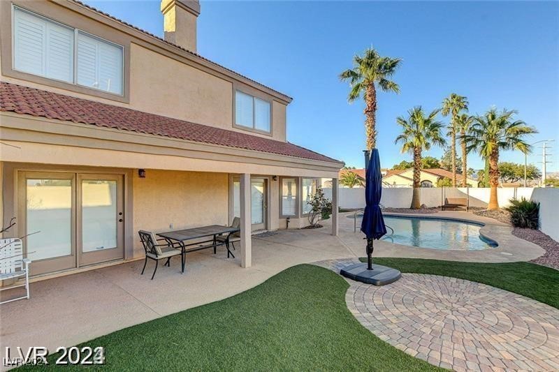 3024 Red Bay Way