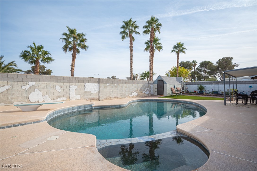 4250 Carolyn Drive