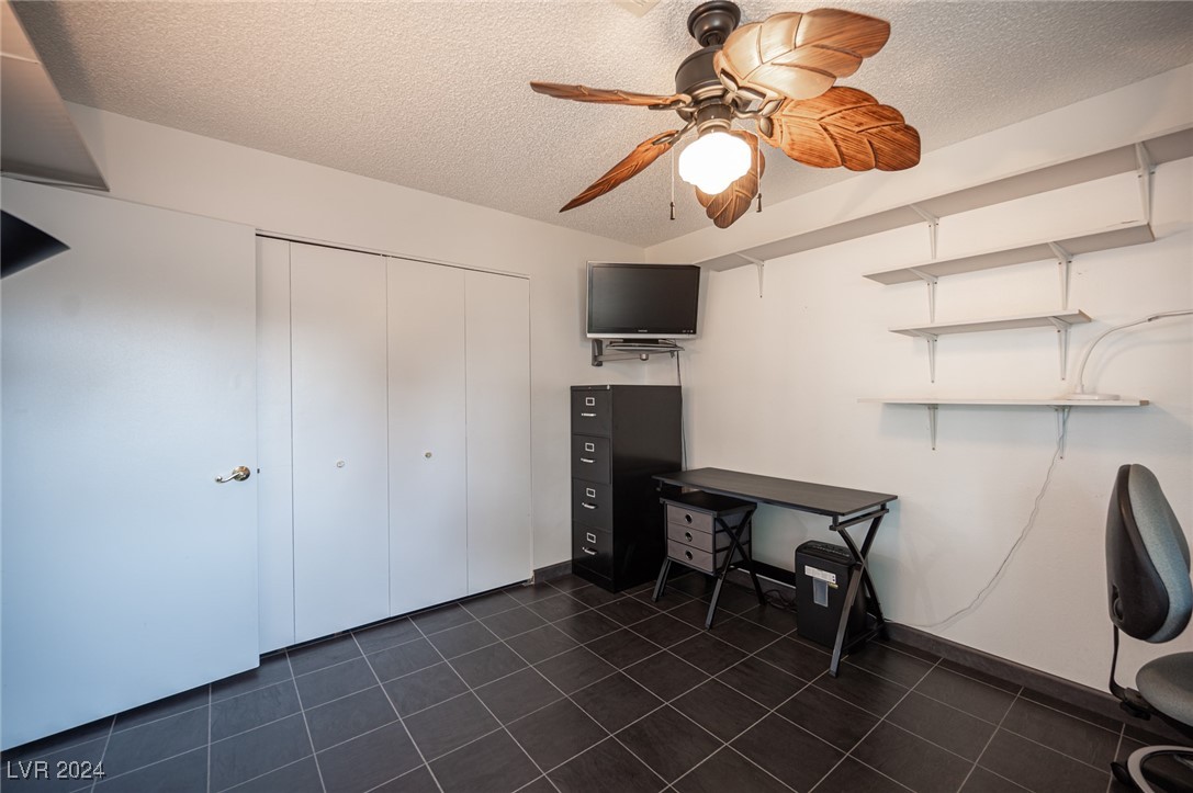 4250 Carolyn Drive