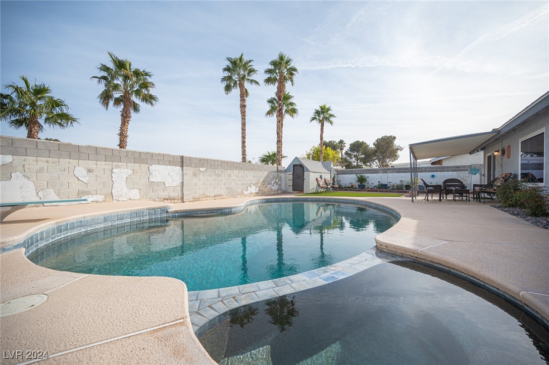 4250 Carolyn Drive