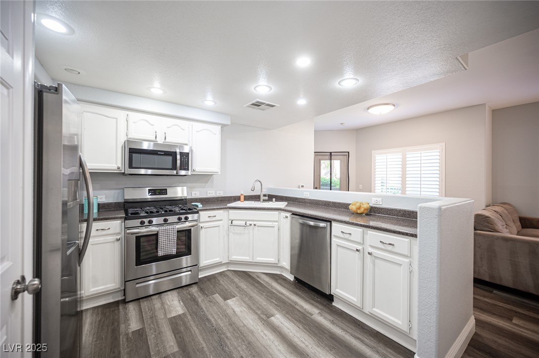 10245 South Maryland Parkway 106
