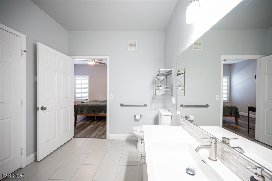 10245 South Maryland Parkway 106