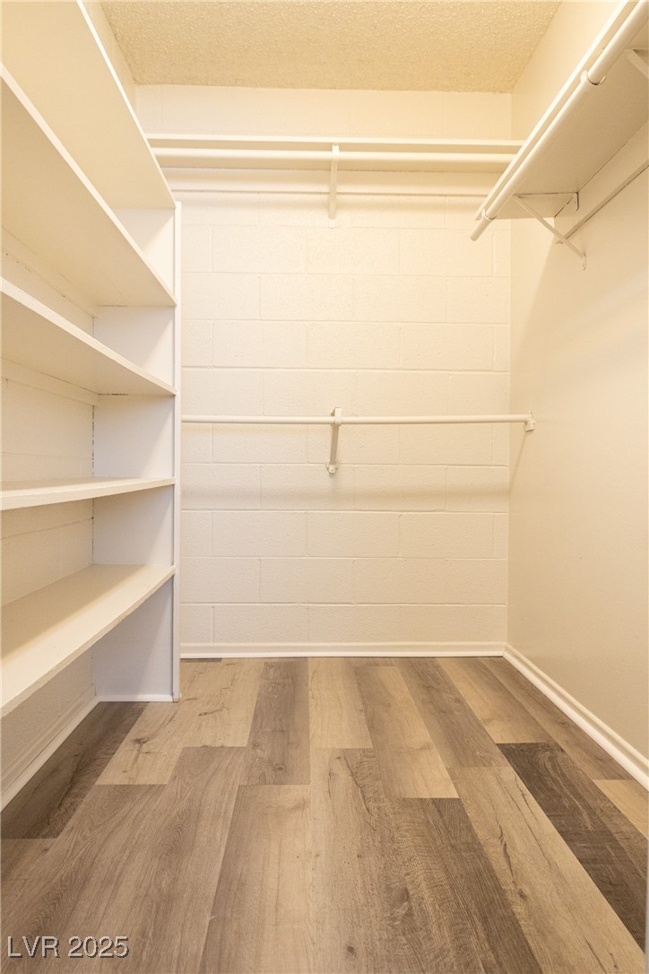 605 South Royal Crest Circle 8