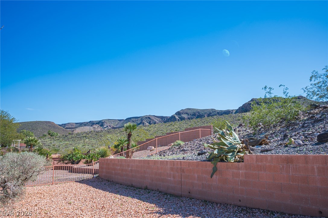 2127 King Mesa Drive