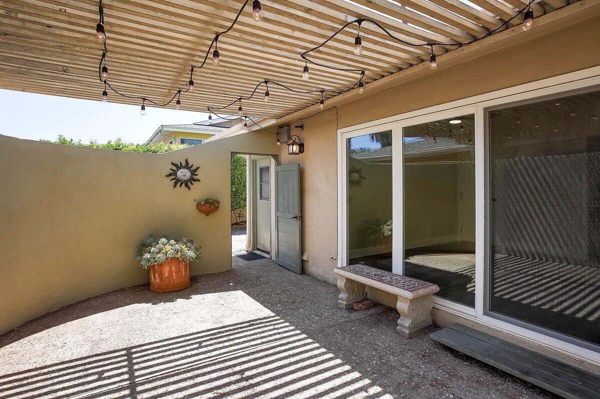 334 Consuelo Drive, A & B