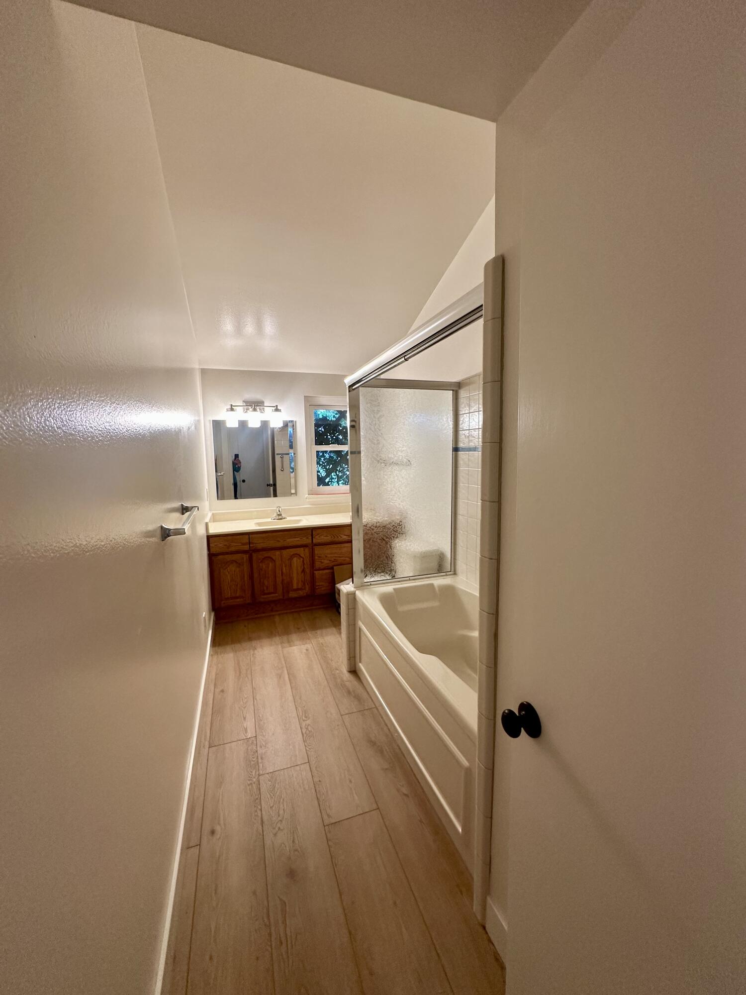 6279 Avenida Gorrion