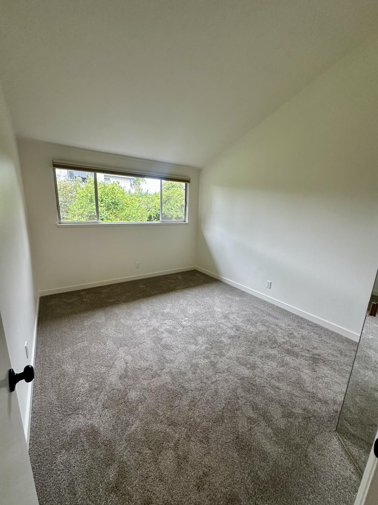 6279 Avenida Gorrion
