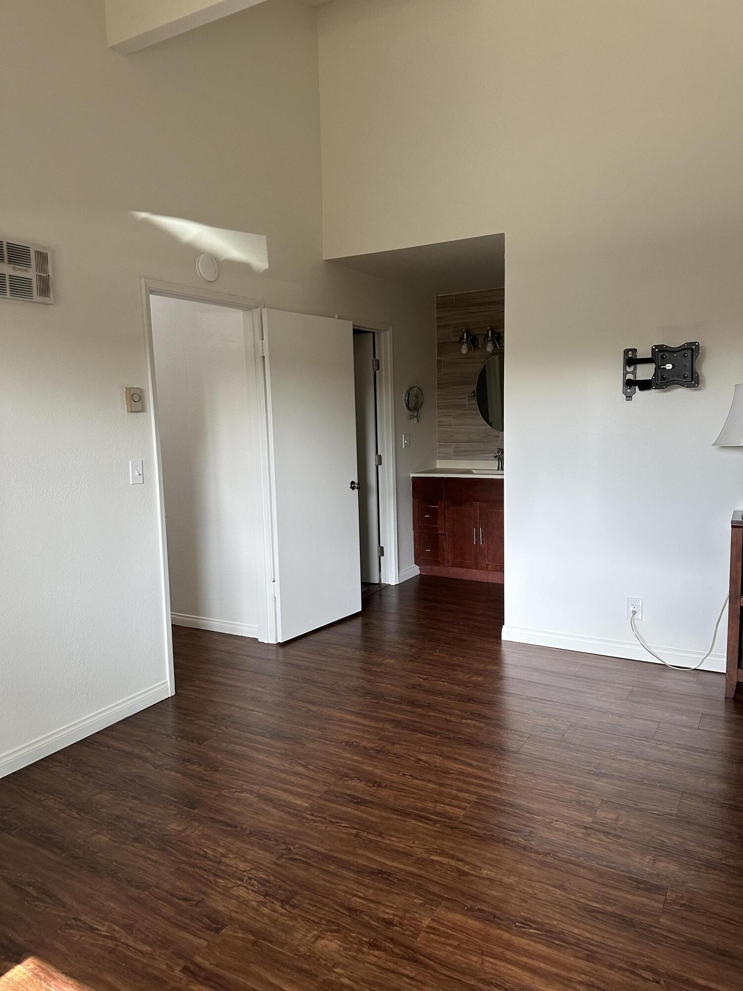 166 Kingston Avenue Apt C