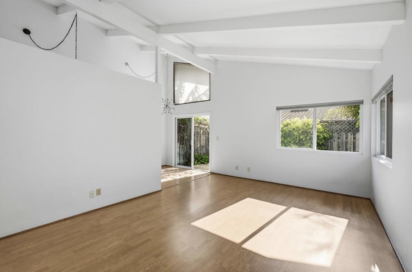 180 Kingston Avenue Apt C
