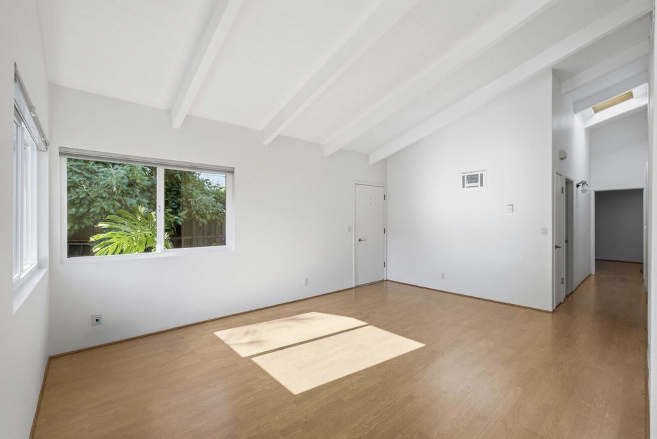 180 Kingston Avenue Apt C