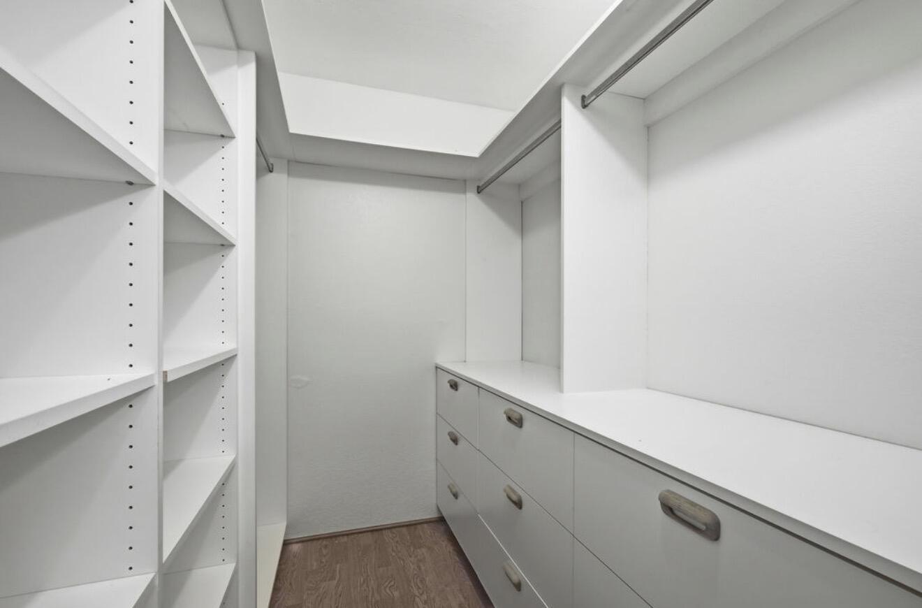 180 Kingston Avenue Apt C