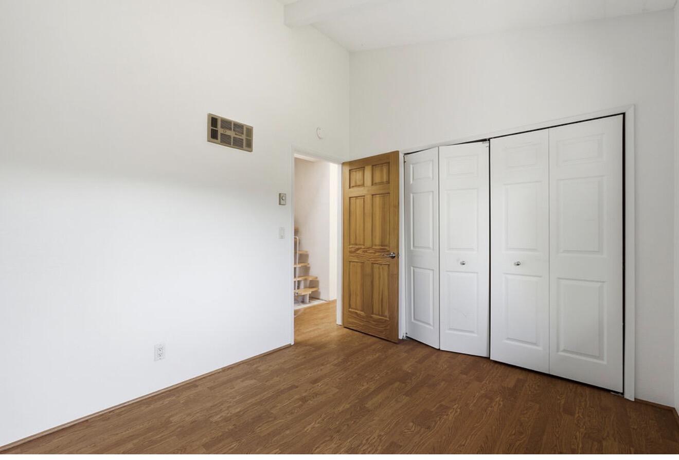 180 Kingston Avenue Apt C