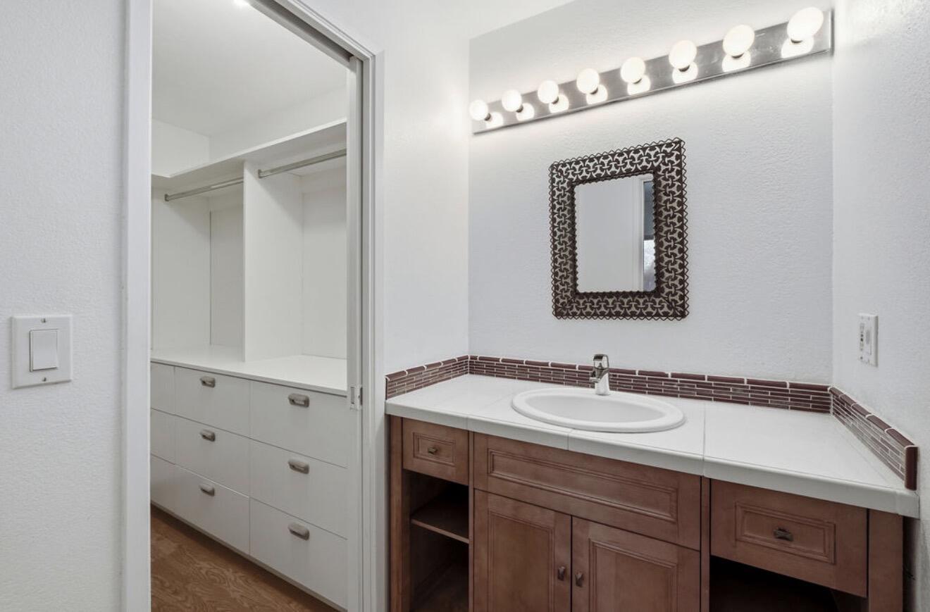 180 Kingston Avenue Apt C
