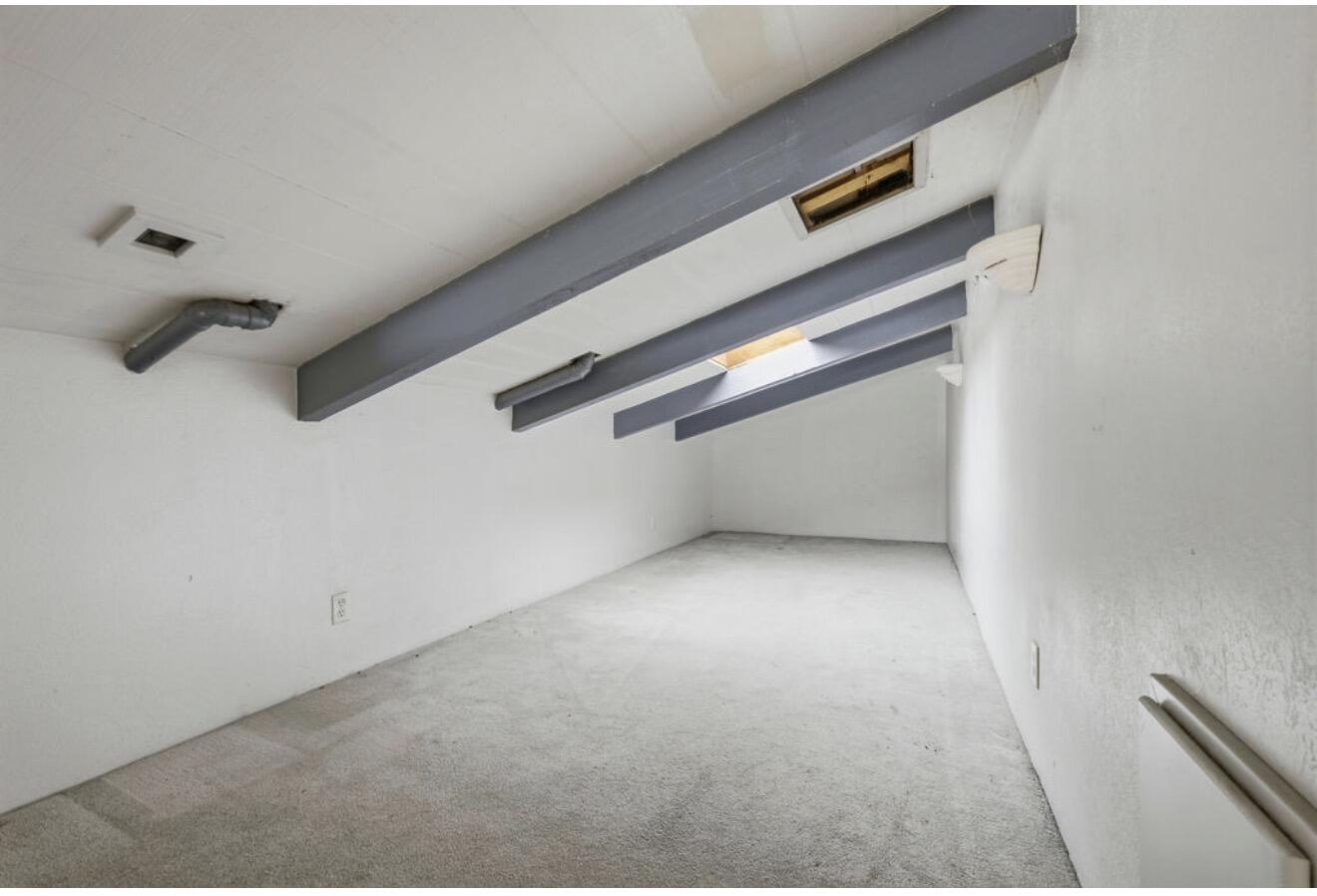 180 Kingston Avenue Apt C